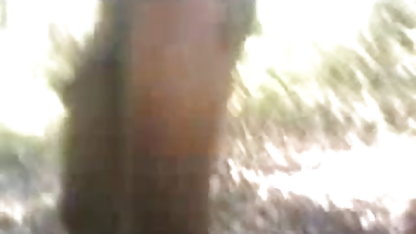 अंधेरे-hued टी-मॉडल के सेक्सी पिक्चर वीडियो में फुल सेक्सी साथ तेज निपल्स shoves fucktoy पीठ में
