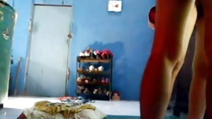 पैरों की कामुकता संवेदनशील सेक्सी पिक्चर फुल वीडियो में नाजुक पैर की उंगलियों के लिए सौतेले बेटे