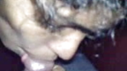 काले बालों वाली बेब सेक्सी पिक्चर हिंदी फुल मूवी जेनिफर सफेद सोफे पर अच्छी तरह से गड़बड़