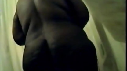 सुंदर मॉडल फुल हद सेक्सी पिक्चर के साथ गहरे गले
