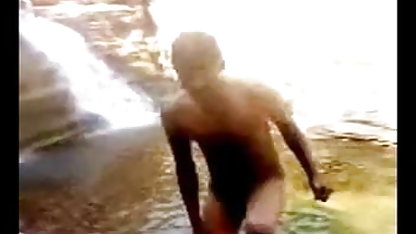 मासूम तलवों मालिश पैर पर एक ब्लू पिक्चर फुल सेक्सी उमस भरे पैर में बदल जाता है
