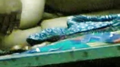 मूल तेल के साथ तीव्र मालिश सेक्सी फुल पिक्चर हिंदी
